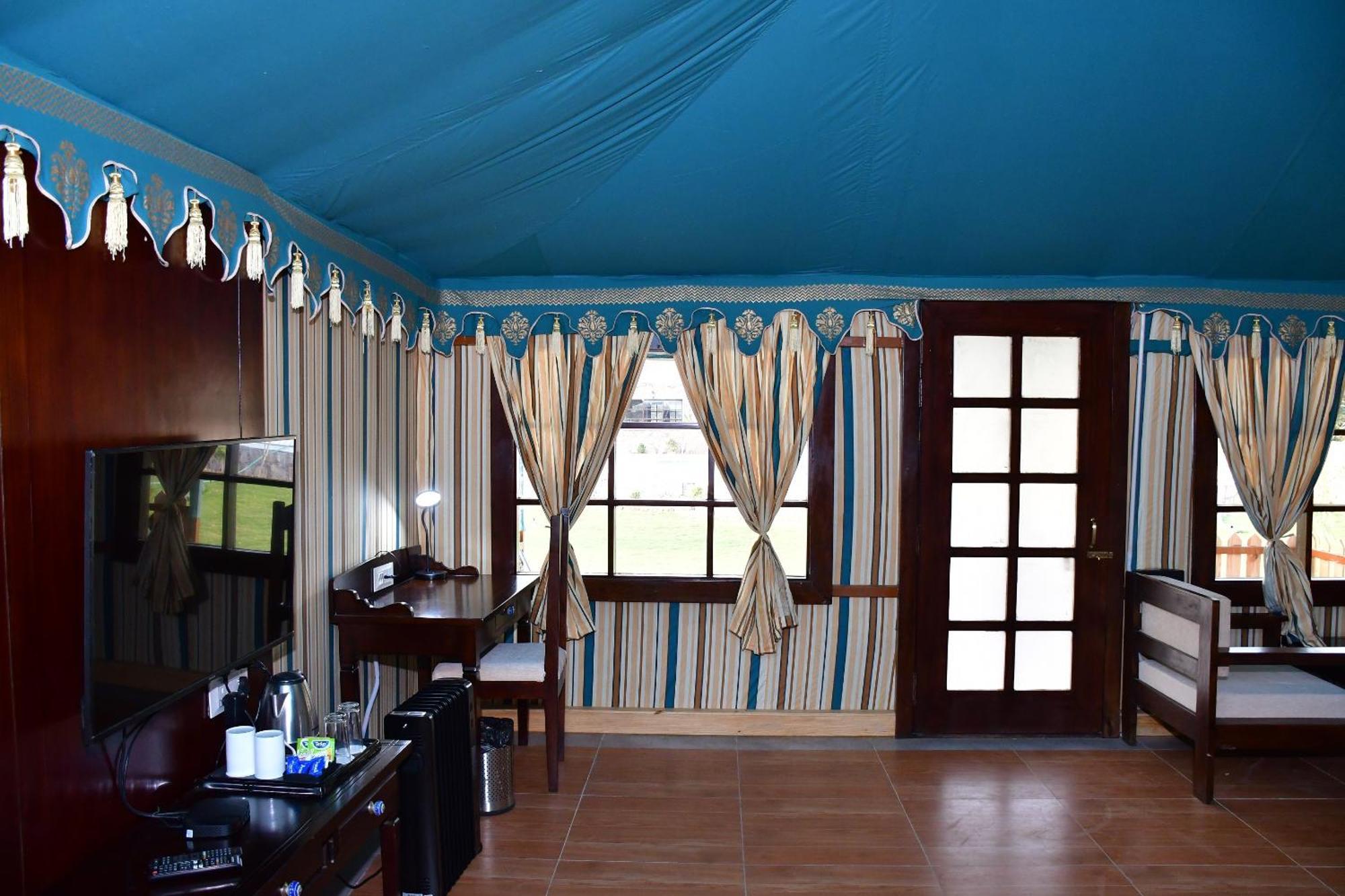 Ananda Resort Pushkar Buitenkant foto